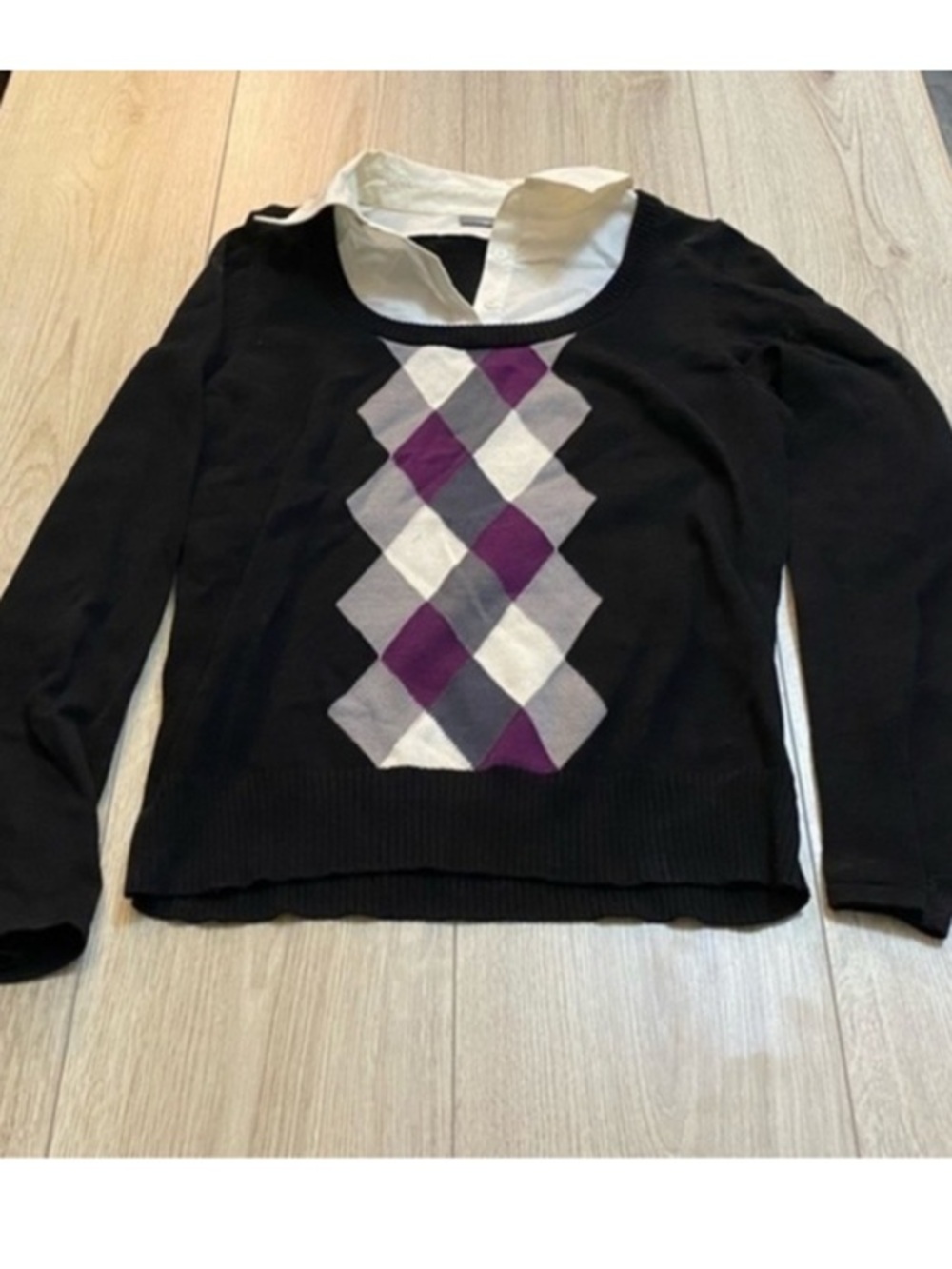 Apt. 9 Black Long Sleeve Sweater with Purple and Gray Argyle shirt top